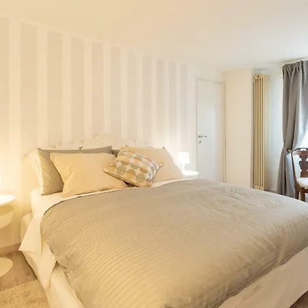 Apartmán Romantic Suite Few Steps From The Cathedral By Rentallcomo *